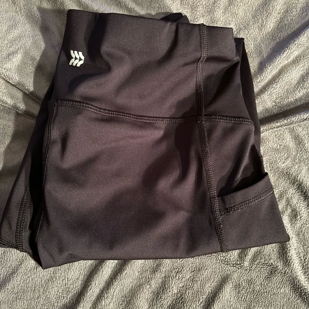 All in motion leggings